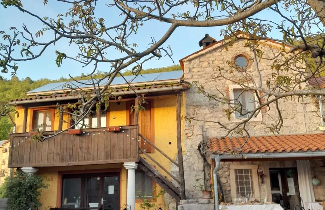 Hostel Xaxid-1